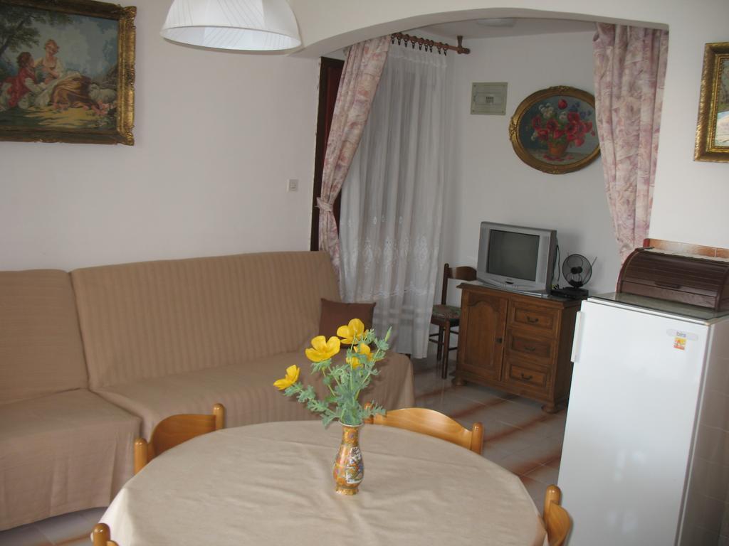 Apartments Vera Pag Town Extérieur photo